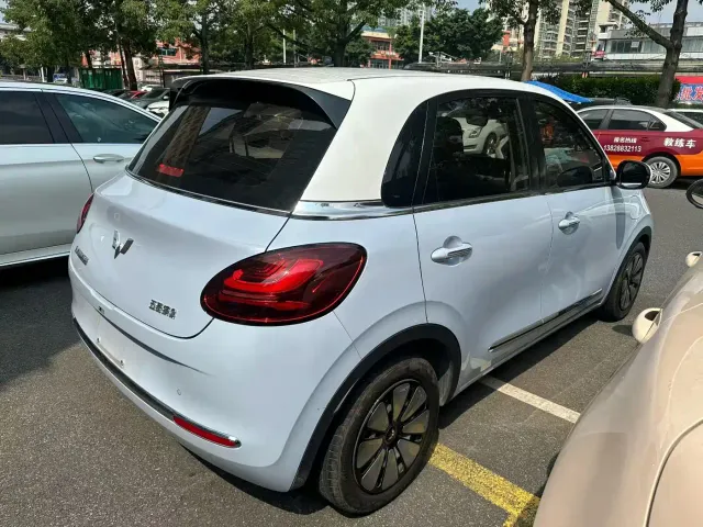 Wuling Bingo — Фото автомобиля 9
