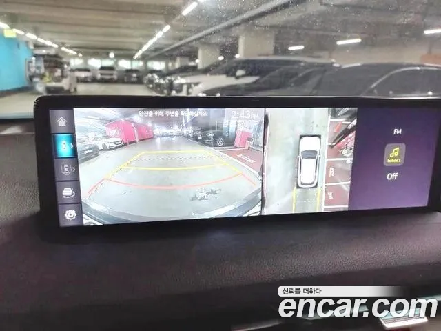 Genesis GV70 2.5T Бензин 2WD — Фото автомобиля 13