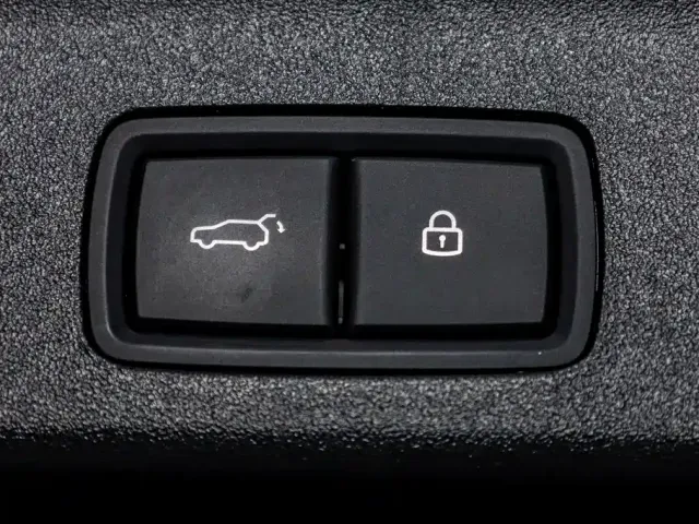 Li Auto Li Xiang L9 2025 Ultra Smart Renewal Edition — Фото автомобиля 17
