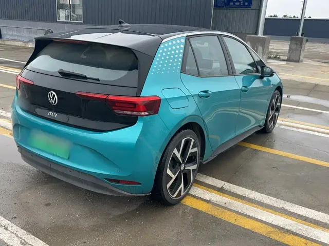 Volkswagen ID.3 — Фото автомобиля 7