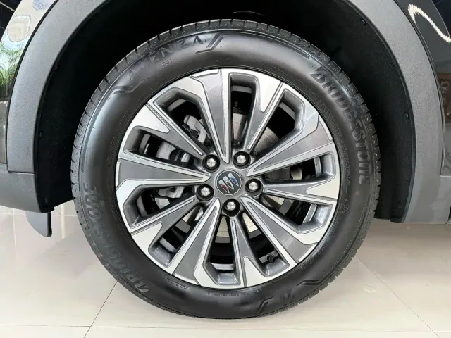 Buick Envision S — Фото автомобиля 20