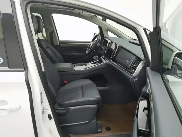 GAC Trumpchi M8 — Фото автомобиля 23