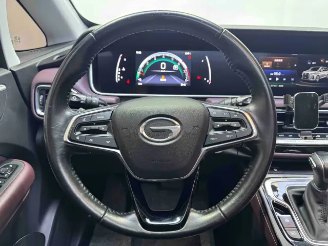 GAC Trumpchi M6 — Фото автомобиля 14