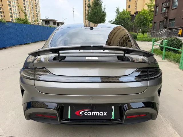 Xiaomi SU7 — Фото автомобиля 7