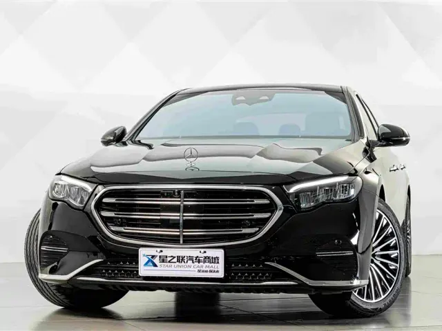 Mercedes-Benz E-Class — Фото автомобиля 3