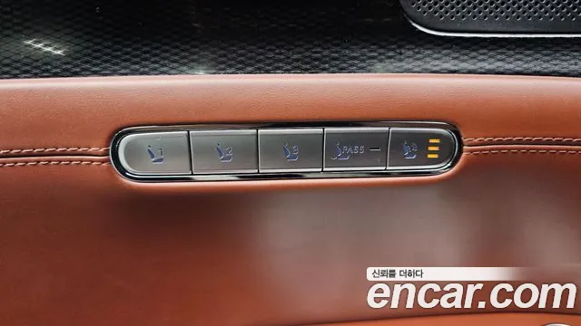 Genesis G90 RS4 — Фото автомобиля 27