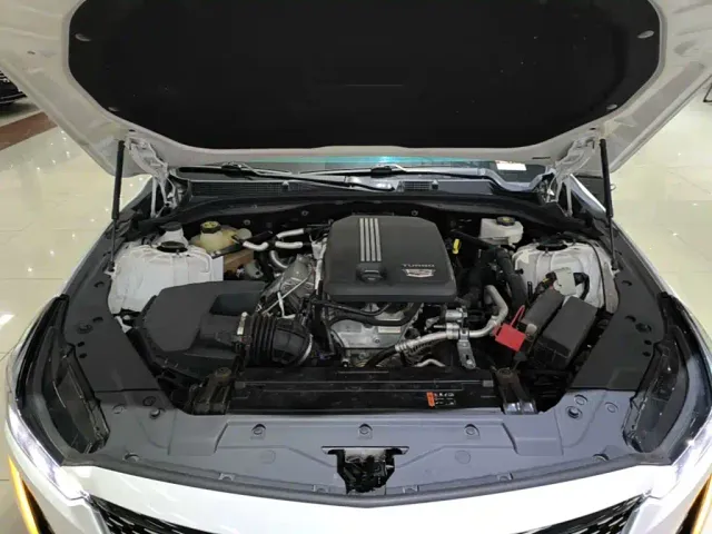Cadillac CT5 — Фото автомобиля 19