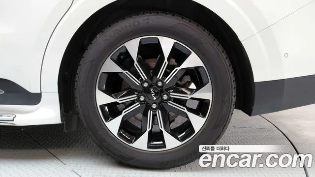Kia Canival Carnival 4 поколение Бензин 7 мест Signature — Фото автомобиля 18
