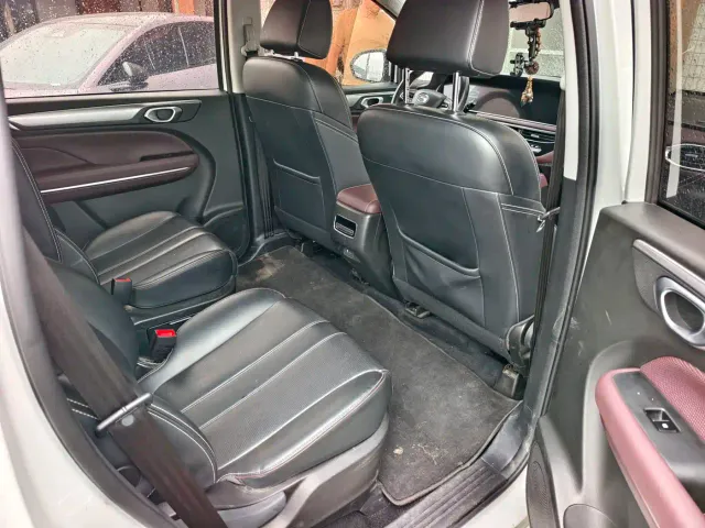 GAC Trumpchi M6 — Фото автомобиля 5
