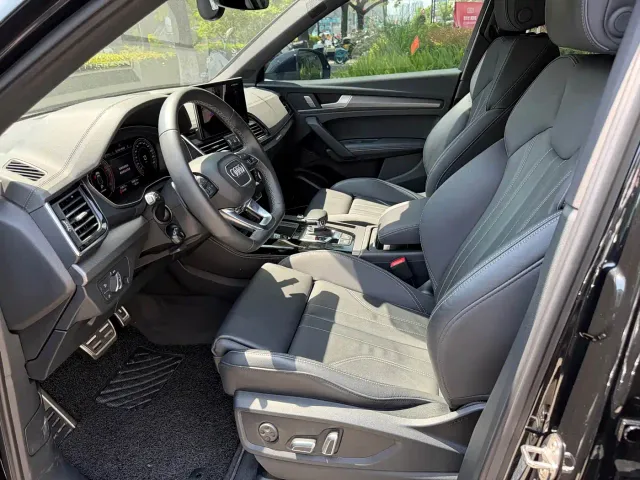 Audi Q5L — Фото автомобиля 9
