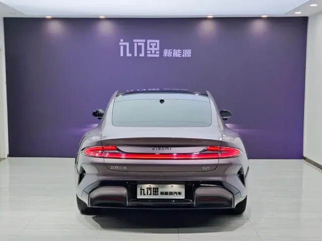 Xiaomi SU7 — Фото автомобиля 4