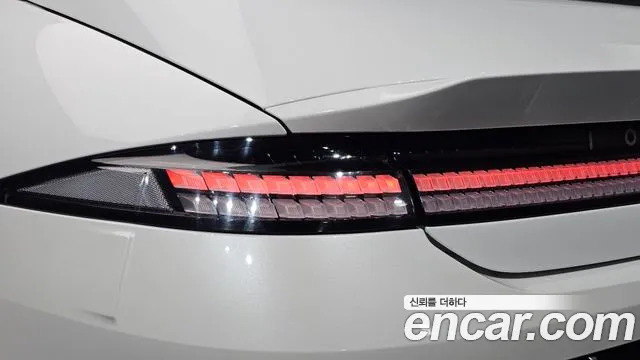 Hyundai Ioniq 6 — Фото автомобиля 8