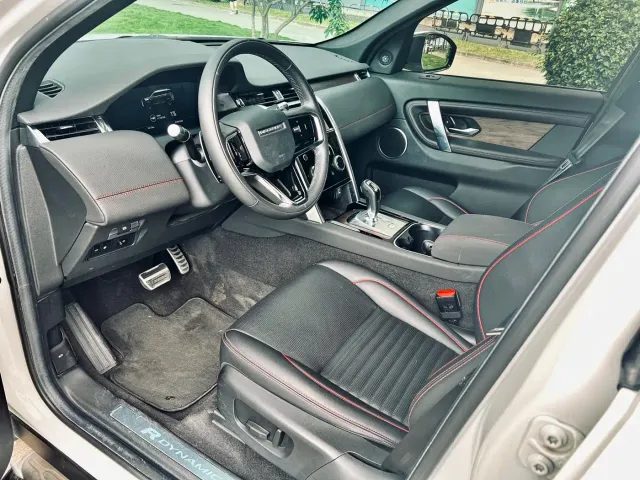 Land Rover Discovery Sport — Фото автомобиля 4