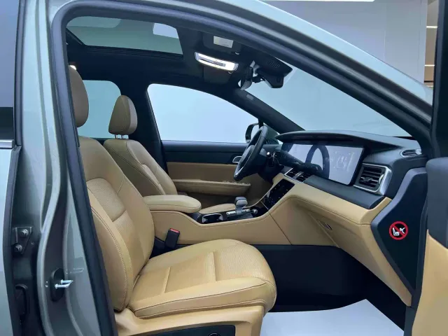 Li Auto ONE — Фото автомобиля 23