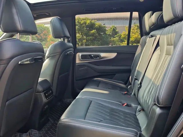 GAC Trumpchi GS8 — Фото автомобиля 6