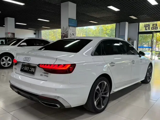 Audi A4L — Фото автомобиля 6