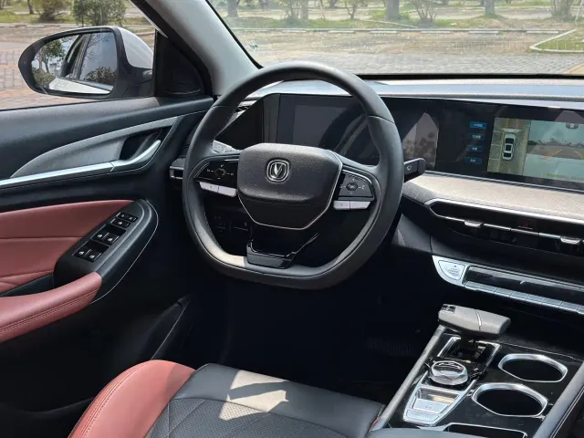 Changan Eado — Фото автомобиля 22