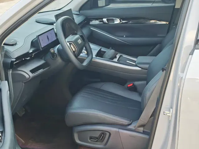 Geely Galaxy E5 — Фото автомобиля 6