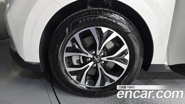 Kia Canival Carnival 4 поколение Бензин 9 мест Prestige — Фото автомобиля 4