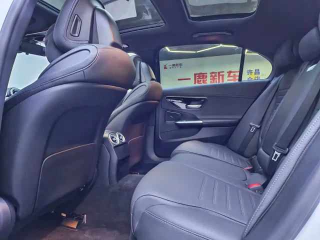 Mercedes-Benz C-Class — Фото автомобиля 11