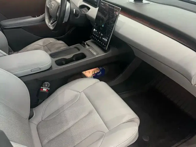 Nio ET5 Touring — Фото автомобиля 6