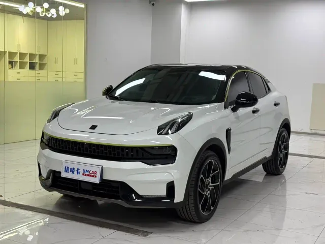 Фотография автомобиля — Lynk & Co 05