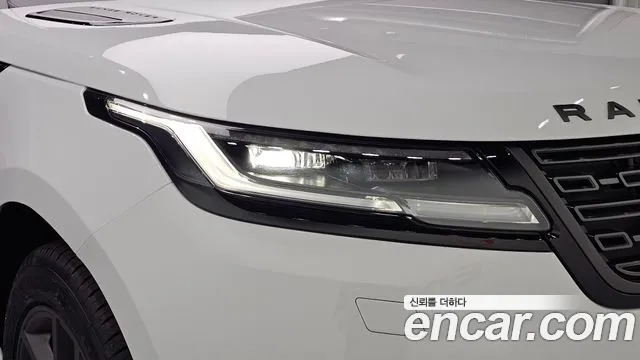 Land Rover Range Rover Velar — Фото автомобиля 17