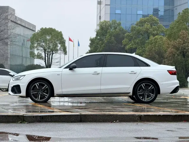 Audi A4L — Фото автомобиля 9