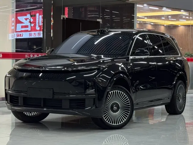 Li Auto L9 — Фото автомобиля 2