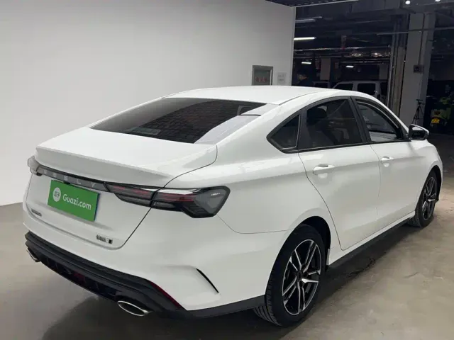Geely Binrui — Фото автомобиля 4