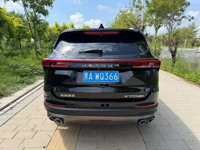 Jetour X70 Plus — Фото автомобиля 8
