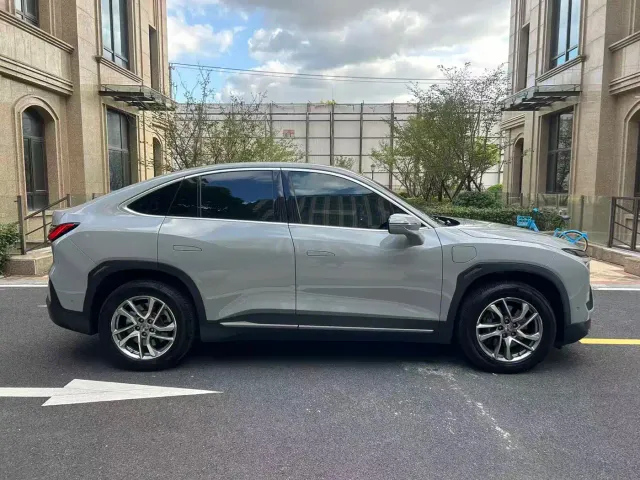 Nio EC6 — Фото автомобиля 12