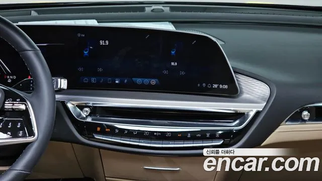 Cadillac Lyriq Lyriq Sport — Фото автомобиля 13