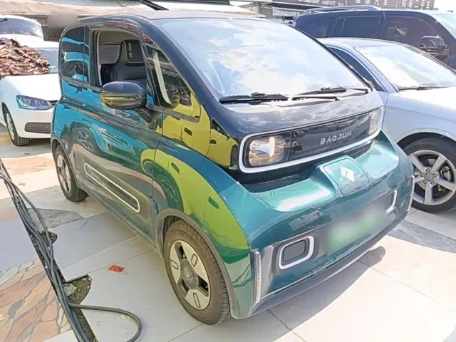 Baojun KiWi EV — Фото автомобиля 3