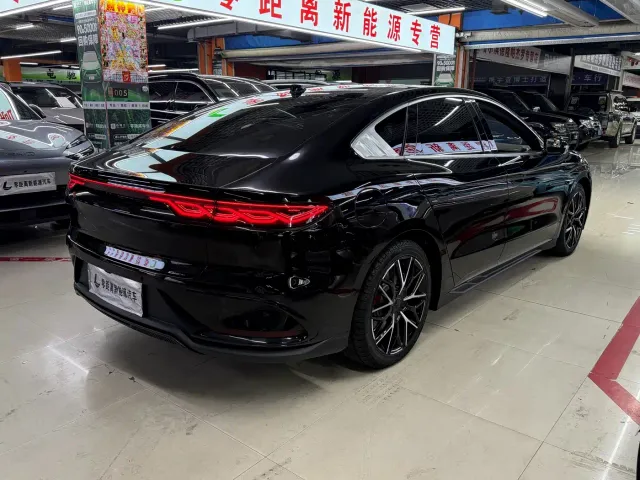 BYD Han — Фото автомобиля 6