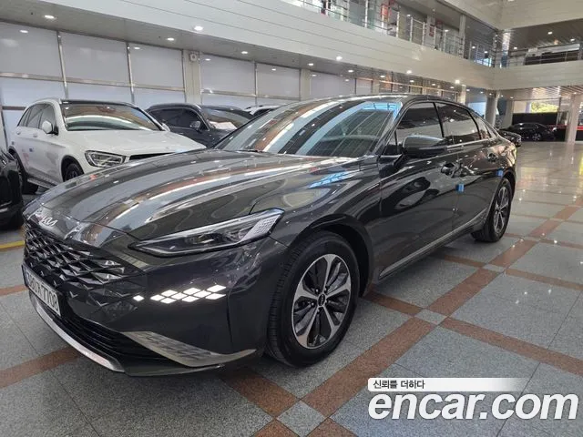 Фотография автомобиля — Kia K8 Hybrid