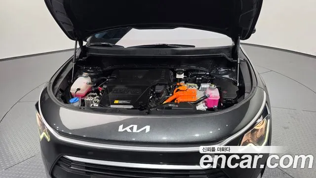 Kia Niro The All New — Фото автомобиля 9