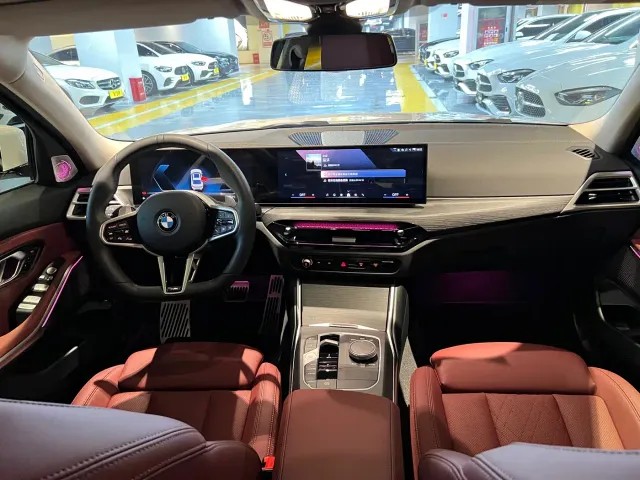 BMW 3 Series — Фото автомобиля 7