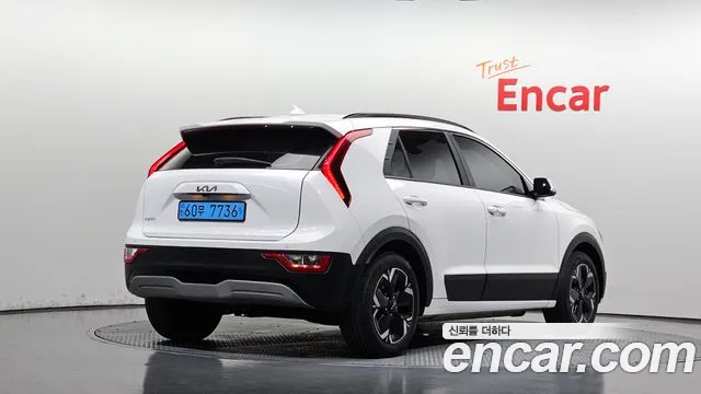 Kia Niro New — Фото автомобиля 2