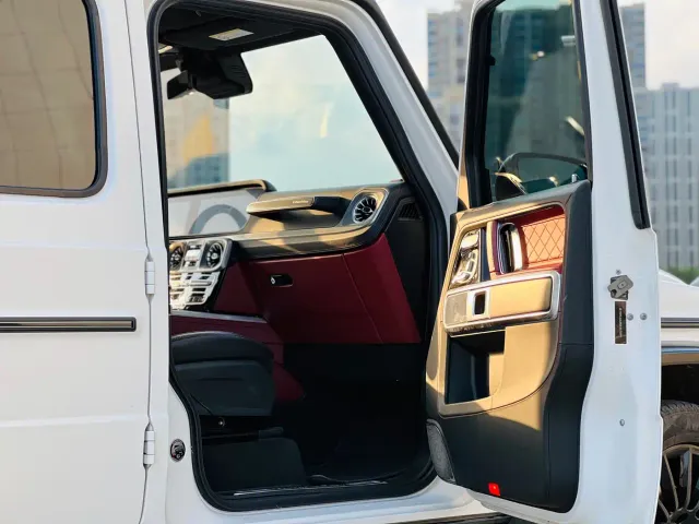 Mercedes-Benz G-Class — Фото автомобиля 6