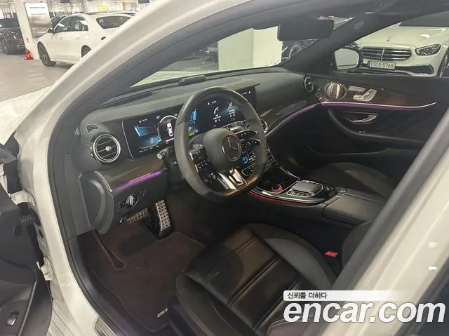 Mercedes-Benz E-Class — Фото автомобиля 13