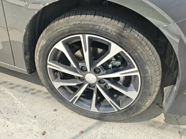 Geely Emgrand — Фото автомобиля 6