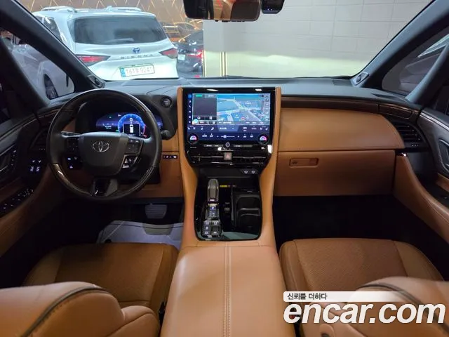 Toyota Alphard — Фото автомобиля 12