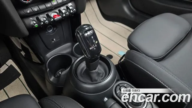 Mini Cooper Convertible — Фото автомобиля 9