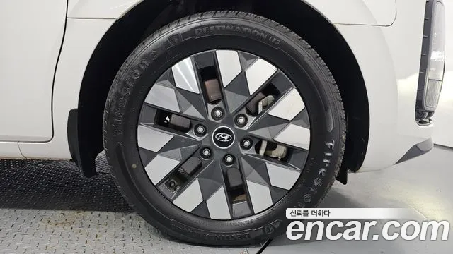 Hyundai Staria — Фото автомобиля 6