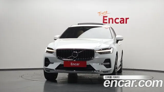 Volvo XC60 2nd Gen — Фото автомобиля 3