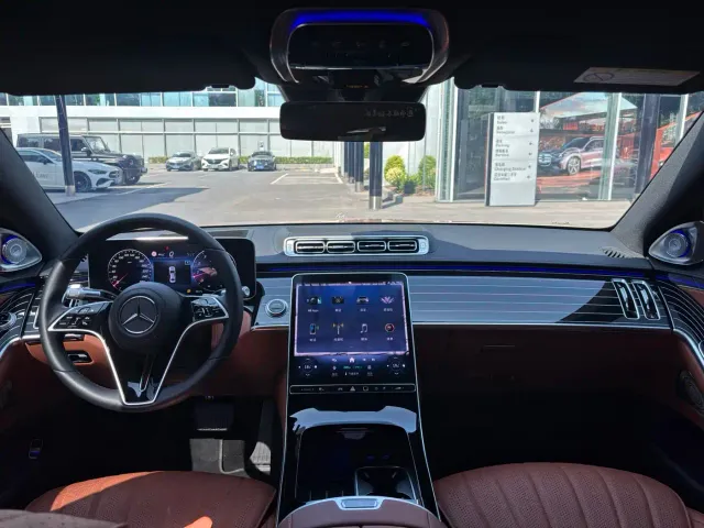 Mercedes-Benz S-Class — Фото автомобиля 10