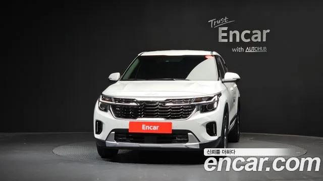 Kia Seltos Новый Seltos Бензин 2.0 2WD — Фото автомобиля 3