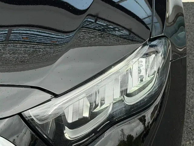 Mercedes-Benz E-Class — Фото автомобиля 11