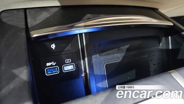 Genesis G80 Бензин 2.5 турбо AWD — Фото автомобиля 29
